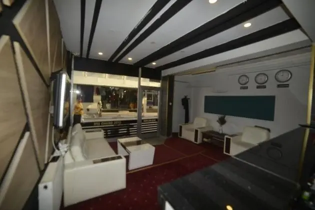 Grand Efe Otel - Lobi