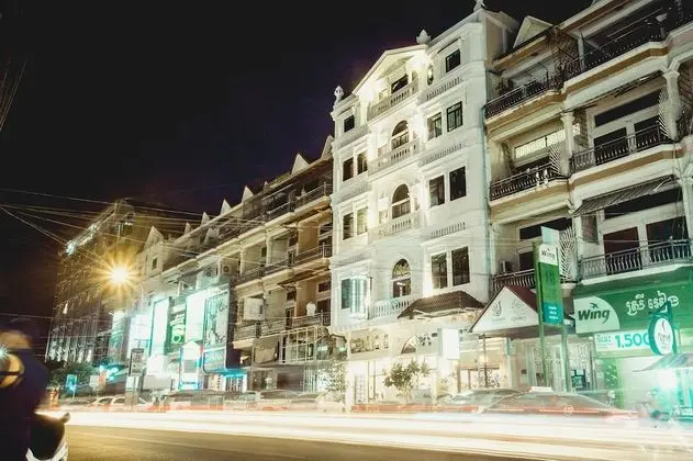 Grand Elevation Hotel - Dış Mekan
