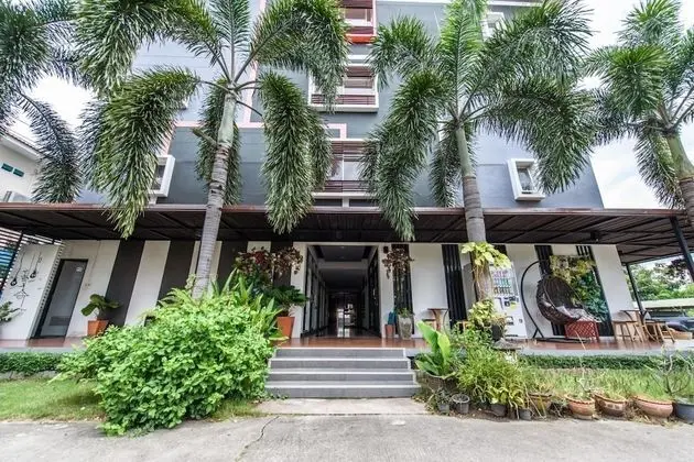 Grand Esie Service Apartment - Dış Mekan