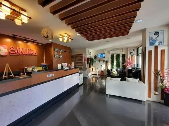 Grand Esie Service Apartment - Lobi