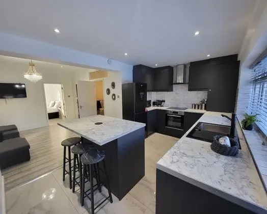 Grand Exclusive 2 Bed Apartment - London