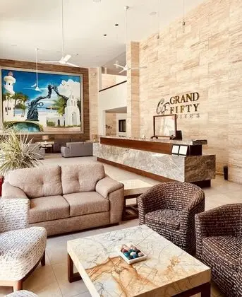 Hotel Grand Fifty Suites - Lobi