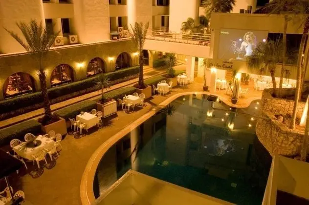 Grand Garden Hotel - Dış Mekan
