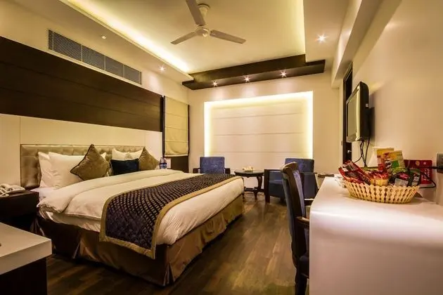 Hotel Grand Godwin - Dış Mekan
