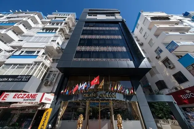 Grand Güllük Hotel & Spa