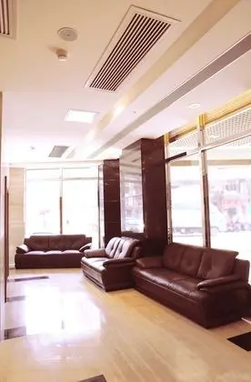 Grand Harbour Hotel - Lobi