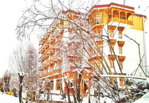 Grand Himalaya - Öne Çıkan Resim