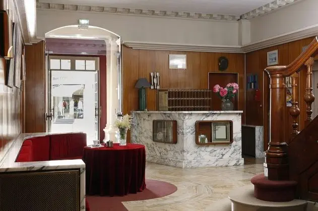 Grand Hôtel de l'Univers - Lobi