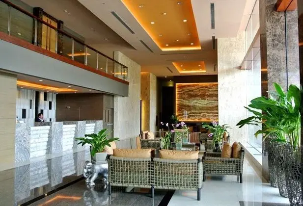 Grand Howard Hotel - Lobi