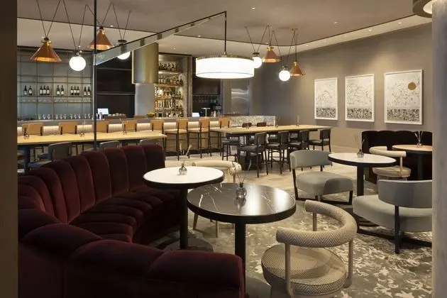 GRAND HYATT AT SFO - Lobi