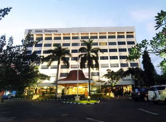 Grand Inna Tunjungan Hotel