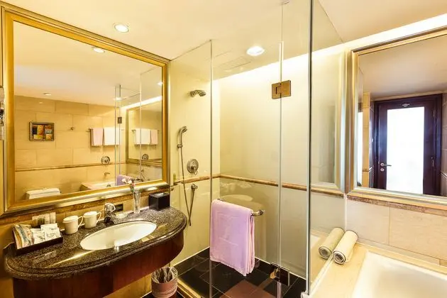 Grand International Hotel
