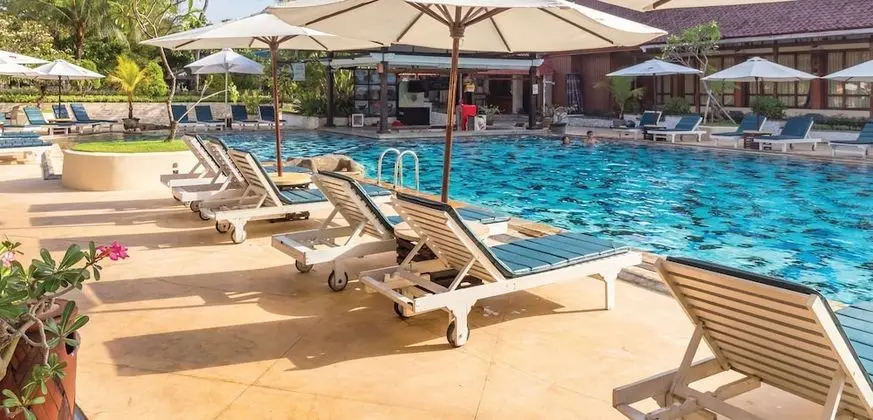 Grand Istana Rama Hotel - CHSE Certified - Havuz