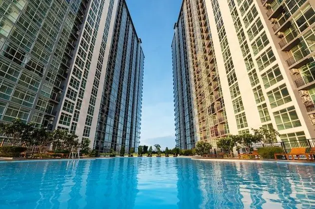The Grand Jomtien by Favstay - Havuz