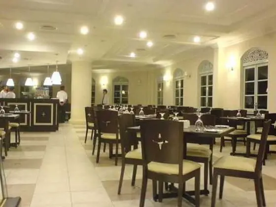 Grand Kampar Hotel - Yeme / İçme