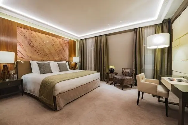 Grand Hotel Kempinski Riga - Oda