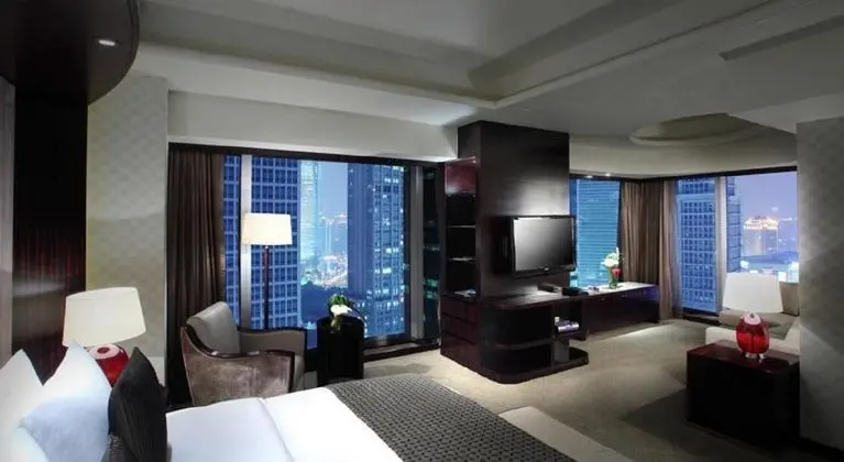 Grand Kempinski Shanghai (formerly Gran Melia Shan