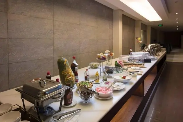 Grand Lily Hotel Suites - Yerinde Yemek