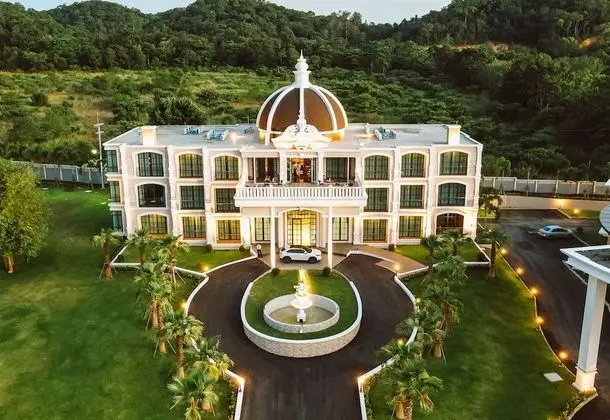 Grand Lord Hotel& Residence
