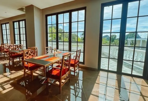 Grand Lord Hotel& Residence - Yerinde Yemek