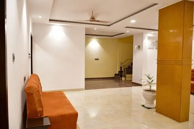 Hotel Grand Lotus Inn - Lobi