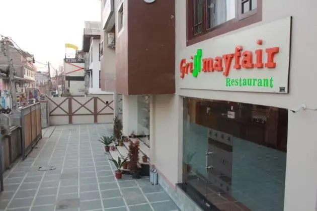 Hotel Grand M.S Srinagar - Dış Mekan