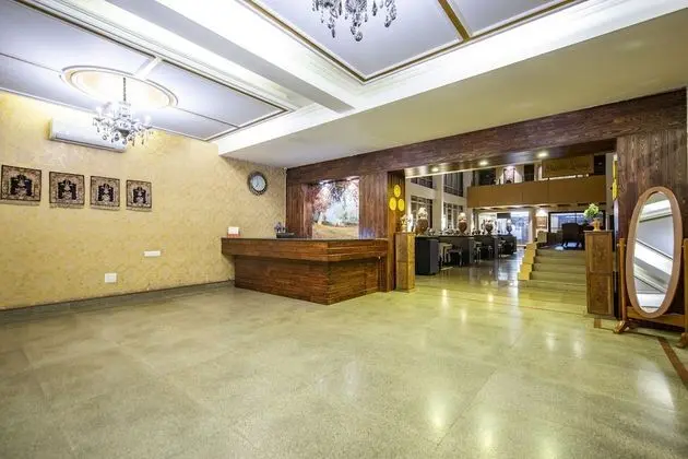 Hotel Grand Mahal - Lobi