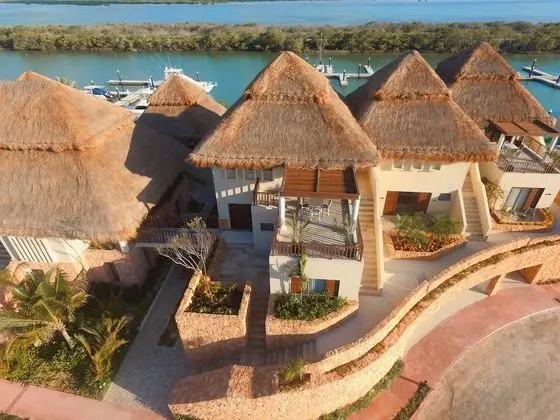 Grand Marina Hotel
