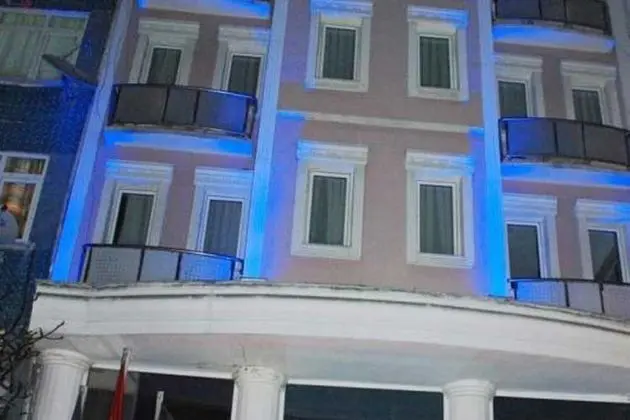 Grand Mark Hotel