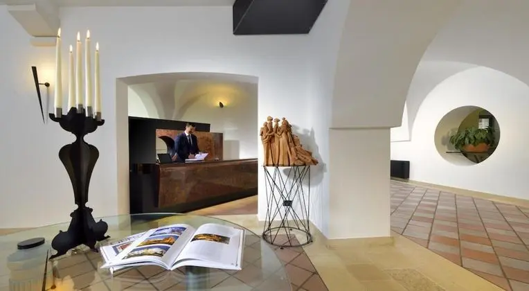 Grand Hotel Masseria Santa Lucia - Lobi