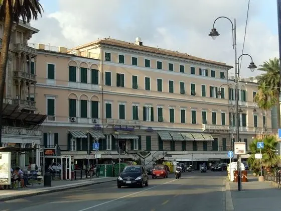 Grand Hotel Mediterranée - Dış Mekan