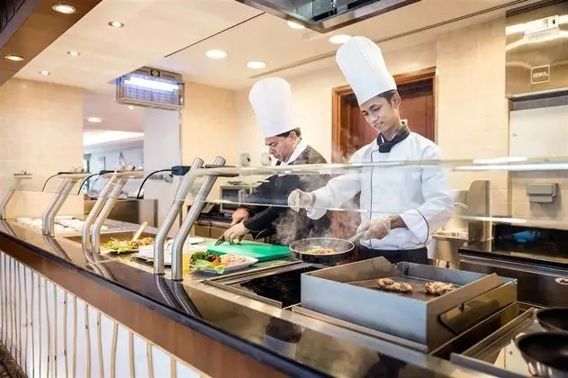 Grand Mercure Abu Dhabi