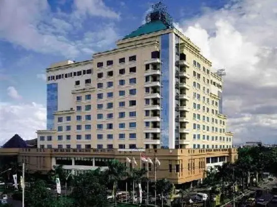Grand Mercure Maha Cipta Medan