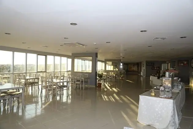 Grand Merpond Otel - Yerinde Yemek