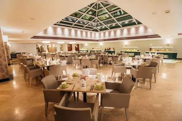Grand Mogador City Center - Casablanca - Yerinde Yemek