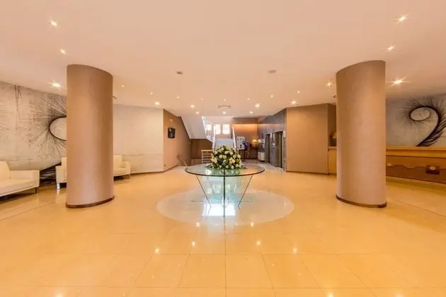 Grand Hotel Moon Valley - Lobi