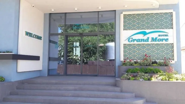 Hotel Grand More - Dış Mekan