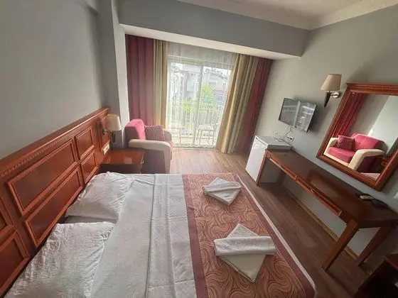 Grand Nar Hotel - 4