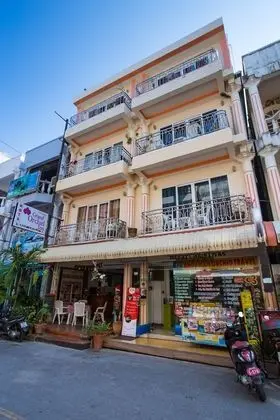 Hotel Grand Orchid Inn - Dış Mekan