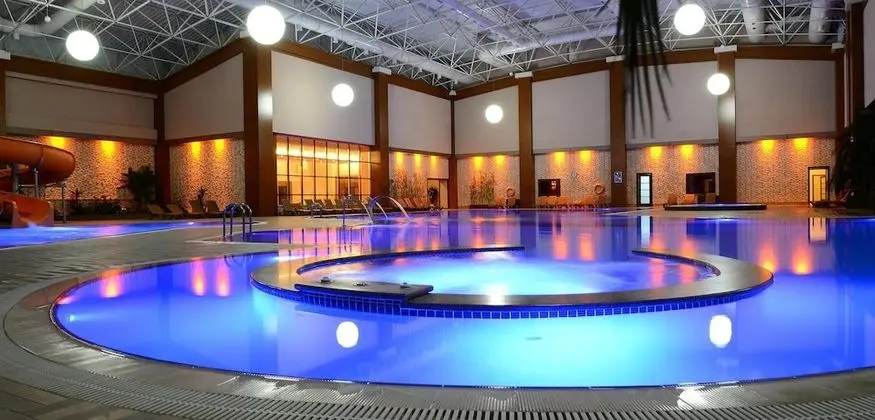 Grand Ozgul Thermal Holiday Village - Havuz
