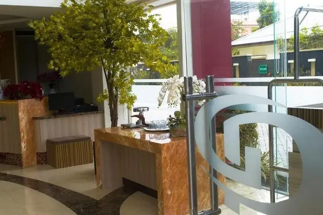 Grand Parama Hotel - Lobi