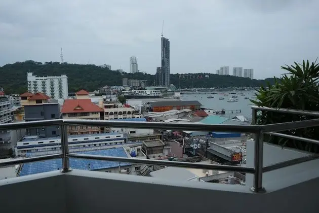Grand Hotel - 1