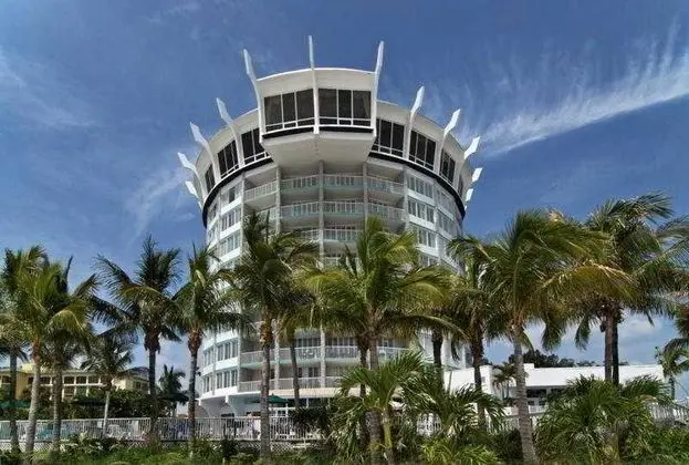 Grand Plaza Beachfront Resort Hotel - Genel