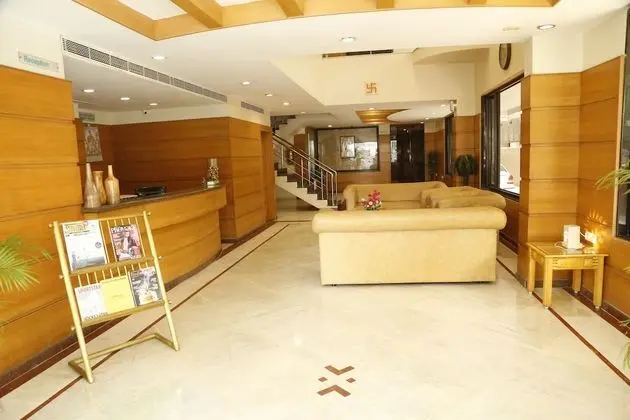 Grand Plaza