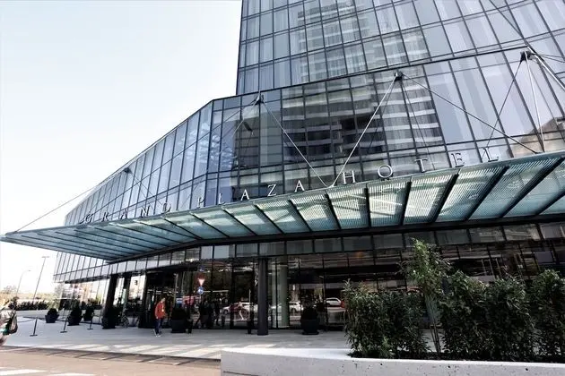 Grand Plaza Hotel and Congress Centre - Dış Mekan