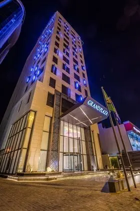 Grand Plaza Hotel-King Fahad Riyadh - Dış Mekan
