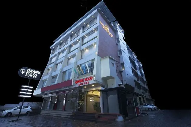 Grand Plaza Suites