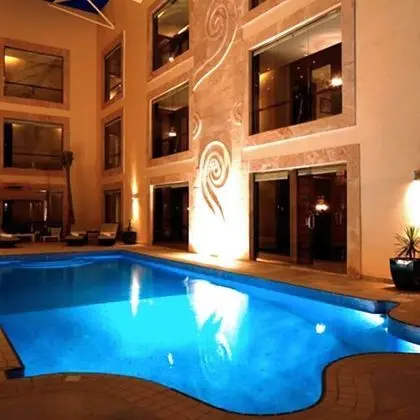 Grand Plaza Hotel - Takhasosi Riyadh - Havuz