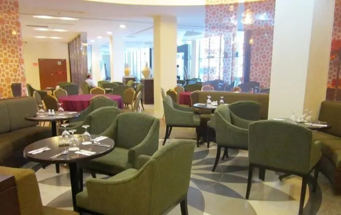 Grand Puteri Hotel - Genel