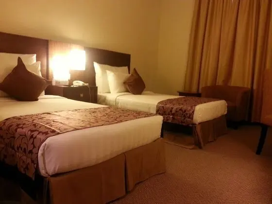 Grand Puteri Hotel - Oda